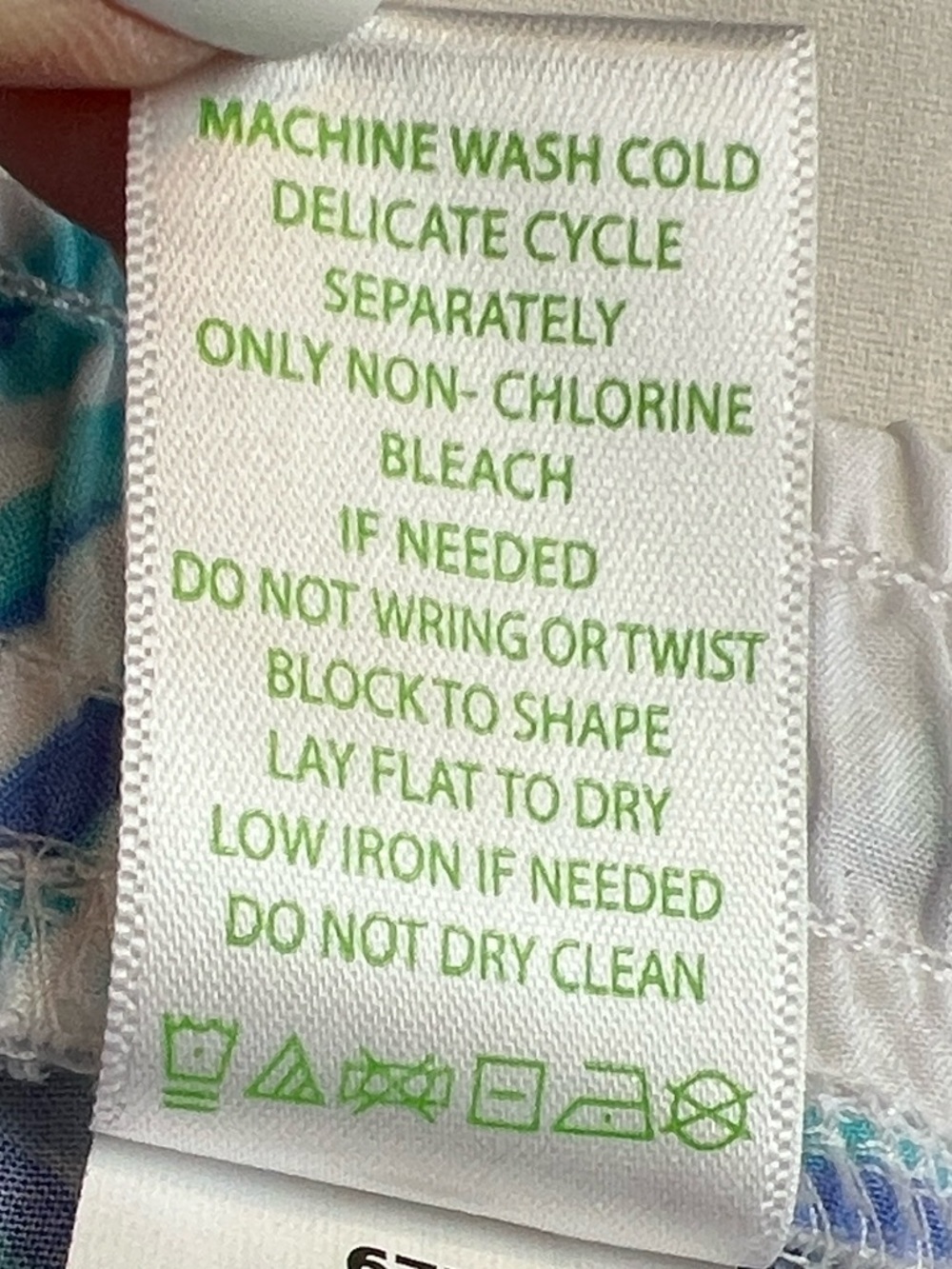 Lilly Pulitzer Katia Short Resort White Flock lightweight pull-on shorts  XL - Picture 8 of 12